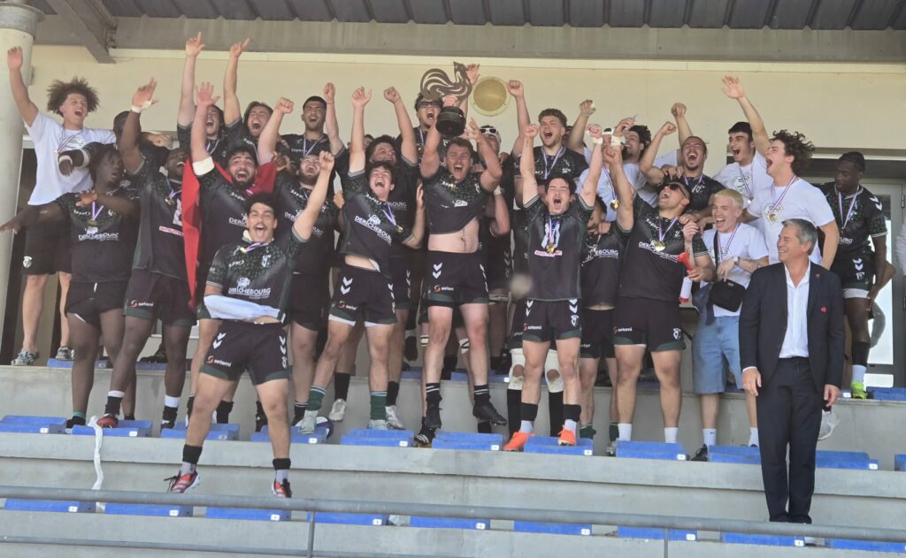 Les Espoirs du RC Suresnes Champions de France Challenge Accession 2025